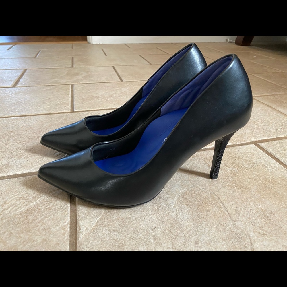 Antonia Saint NY Victoria 2.0 heels